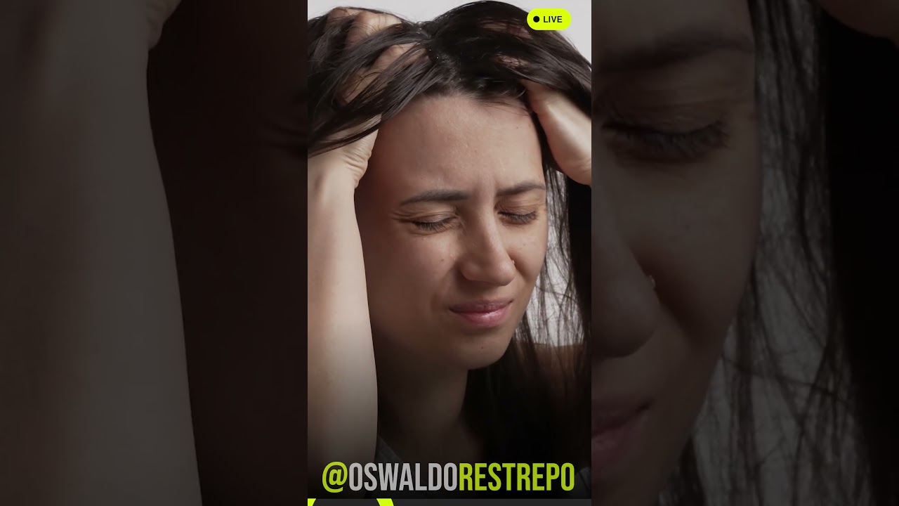 grano en la cabeza que duele