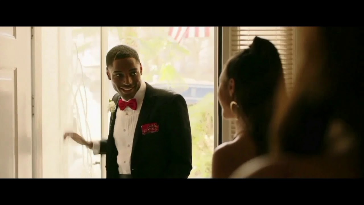 como se llama el novio de tu hija