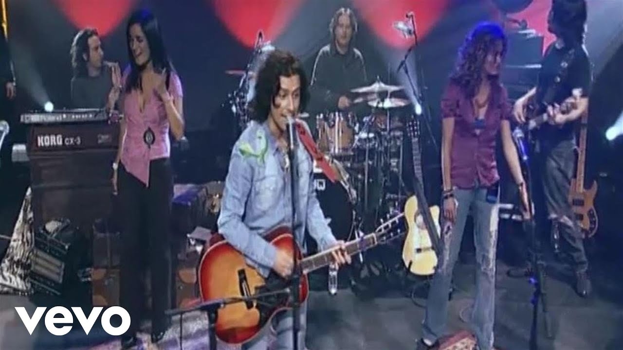 le digo te quiero y no me dice nada