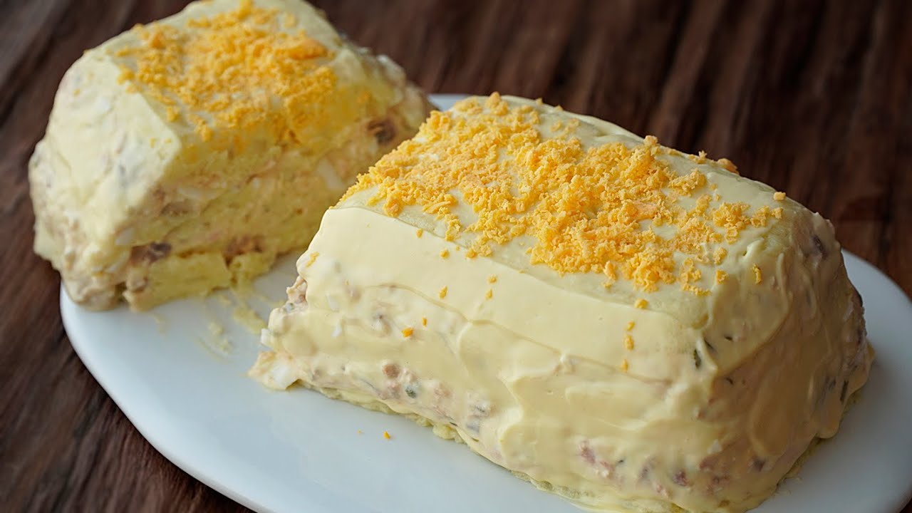 pastel de patata y atún y tomate